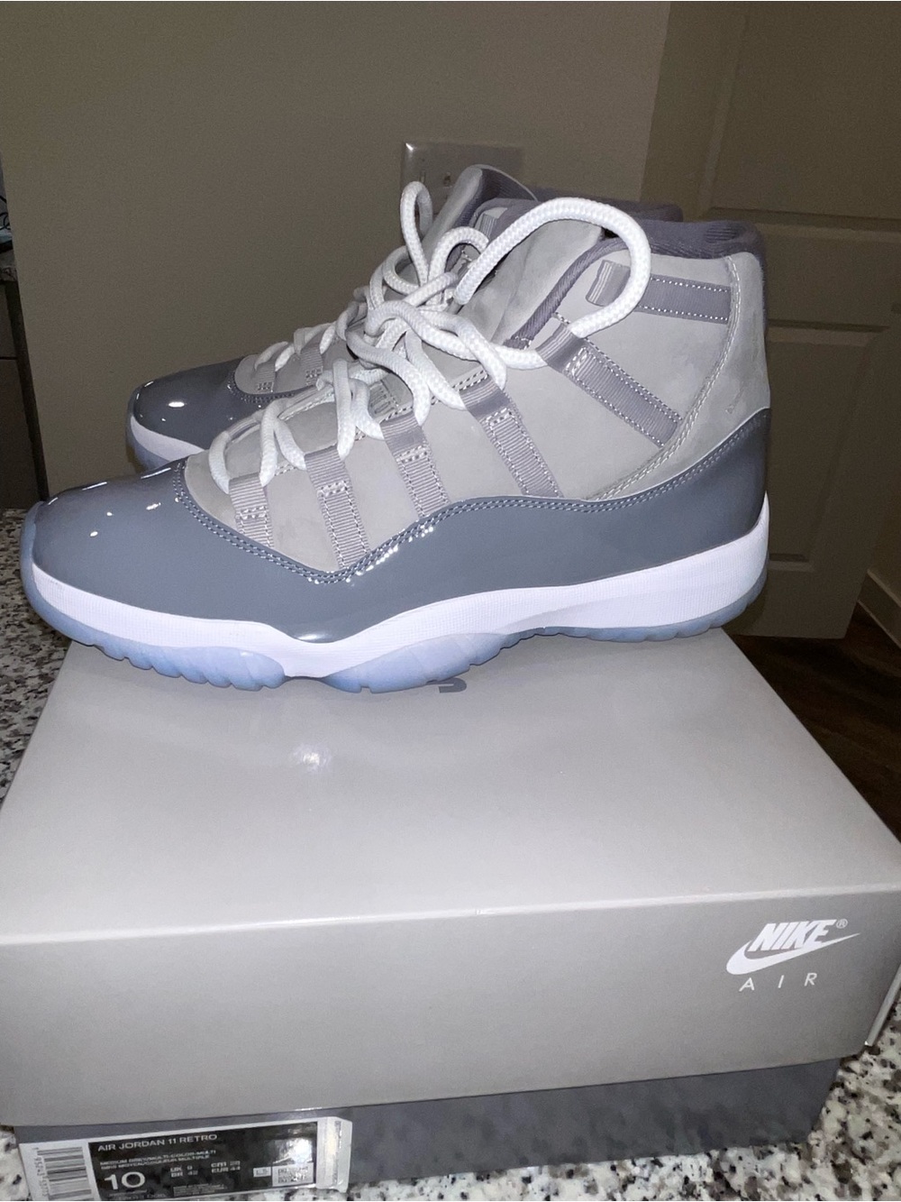 Jordan 11 Retro Cool Grey (2021) Size 10